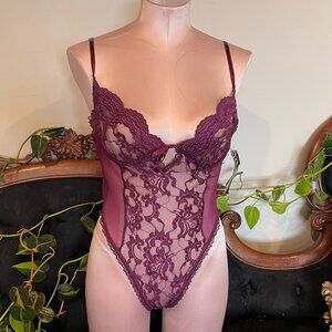 Vintage Escanle Sheer Lace lingerie floral Thong Teddy Size L Purple